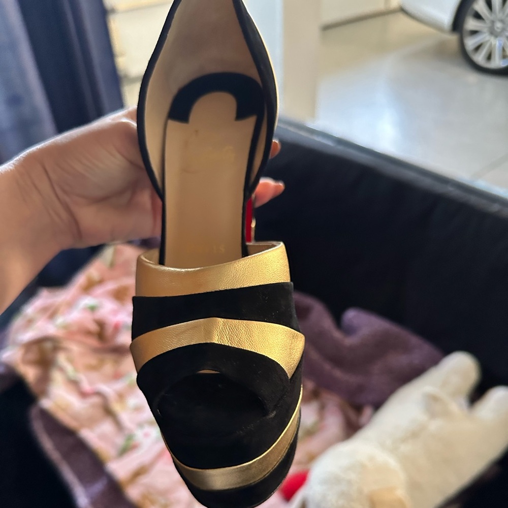 CHRISTIAN LOUBOUTIN platform